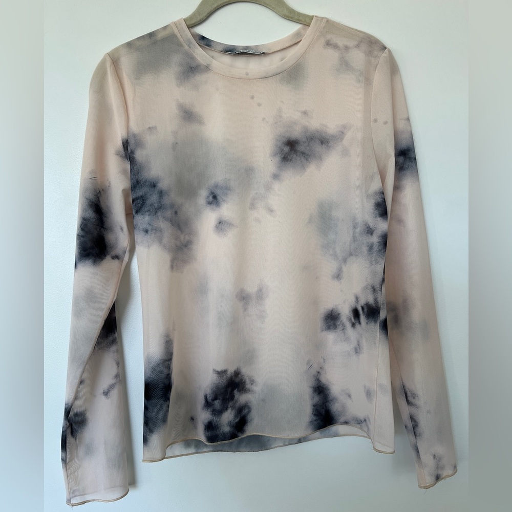 Zara long sleeved mesh top
